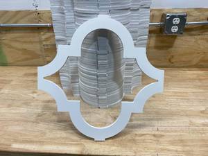lot 114 image: Lot of 50 Wooden Wall Decor
