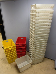 TOTE BINS, MAIL-STYLE, DURABLE