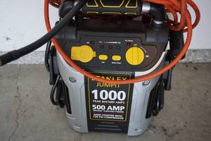 Stanly Jump Pit 1000 Peak Battery Amps