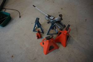 CarTruck Jacks
