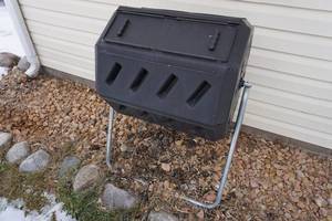 Black Compost Container