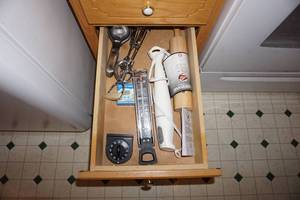 4 Drawers with SilverwareUtensils