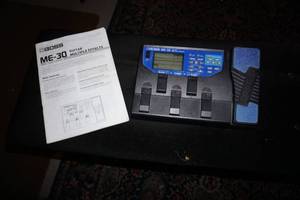 Boss ME-30 Bass Guitar Multiple Effects Pedal
