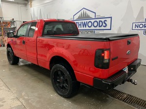 lot 1 image: 2006 Ford F-150 4x4 -No Reserve-