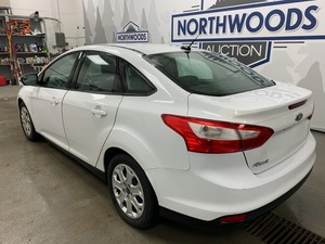 lot 6 image: 2012 Ford Focus -No Reserve-