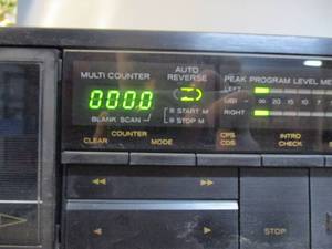lot 4 image: Teac Cassette Player