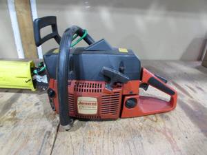 lot 23 image: Jonsered 670 Champ Chain Saw