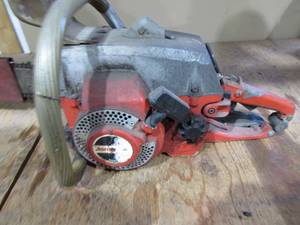 lot 32 image: Jonsered Chain Saw