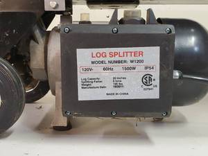 lot 13A image: Electrical Log Splitter by Earthquake Model #W1200