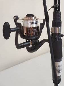 lot 19 image: R2F Performance Series Fishing Rod & Tackle