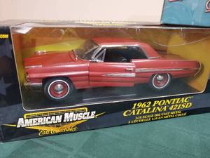 lot 75 image: (2) New In Box Die Cast Metal Cars