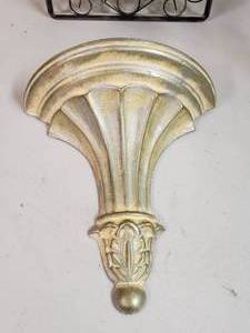 lot 80 image: Home Decor Lot
