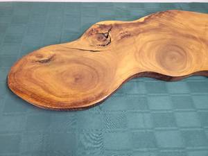 lot 98 image: Piece of Decorative Wood