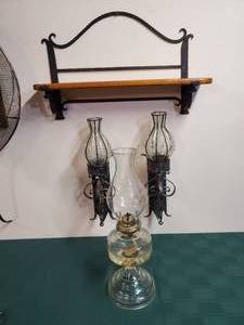 lot 110 image: Home Decor Lot