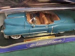 lot 127 image: (2) New In Box Die Cast Metal Cars