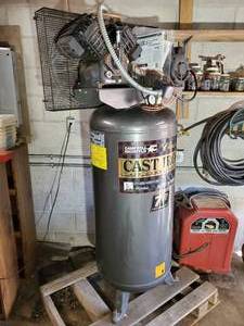 lot 139 image: 7HP 60 GAL Campbell Hausfeld Air Compressor