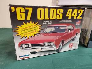 lot 157 image: (3) New In Box Models Ready to Assemble
