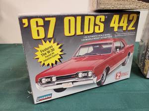 lot 159 image: (3) New In Box Models Ready to Assemble