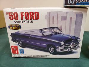 lot 171 image: (3) New In Box Models Ready to Assemble
