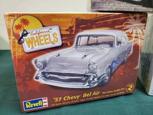 lot 175 image: (3) New In Box Models Ready to Assemble