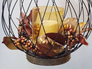 lot 186 image: (2) Hanging Globe Candle Holders