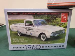 lot 233 image: (3) New In Box Models Ready to Assemble