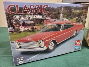 lot 234 image: (3) New In Box Models Ready to Assemble