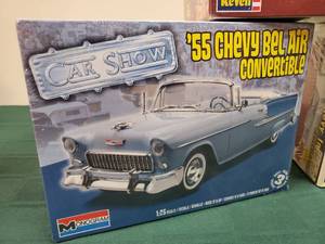 lot 235 image: (3) New In Box Models Ready to Assemble