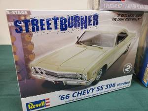 lot 238 image: (3) New In Box Models Ready to Assemble