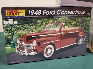 lot 242 image: (3) New In Box Models Ready to Assemble