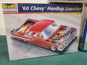 lot 246 image: (3) New In Box Models Ready to Assemble