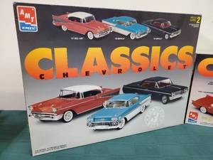 lot 251 image: (2) New In Box Models Ready to Assemble