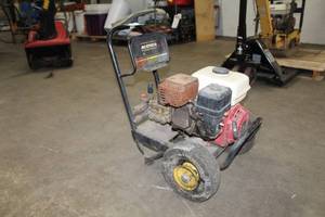 lot 24 image: John Deere AgricultureCommercial Powerwash Pressure Washer AC2700G