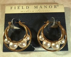 lot 49 image: Field Manor Ear Rings