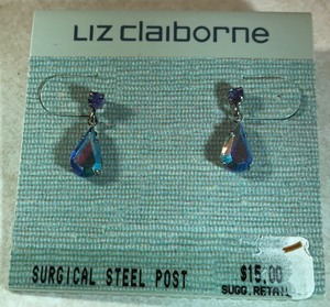 lot 41 image: Liz Claiborne Earrings