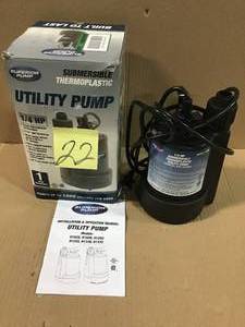 14 HP Submersible Thermoplastic Utility Pump in good condition