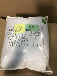 Waterproof Queen Mattress Pad in good condition