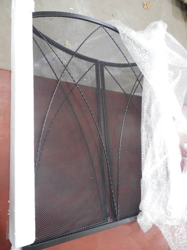 lot 24 image: Arched 3-Panel Fireplace Screen