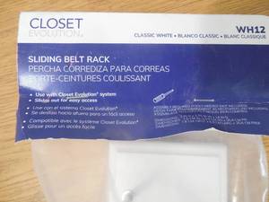 lot 29 image: 7-Hook Pull-Out Classic White Belt Organizer