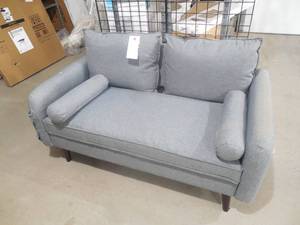 lot 72 image: GRAY LOVESEAT