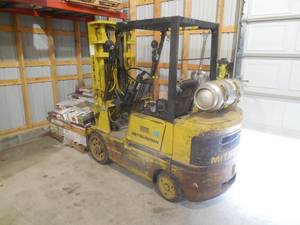 lot 100 image: Mitsubishi 25 Propane Forklift