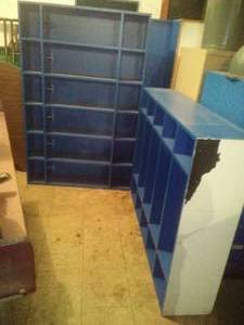 11 open short lockers, cubbies great storage.