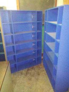 12 open short lockers - cubbies