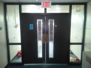 Double Doors �  includes all framing and glass