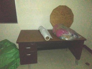 Desk and Picture Contents.