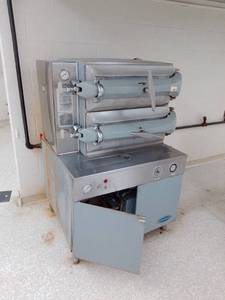 Cleveland Oven � appears to be complete.