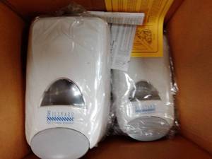 3 Hillyard 2 liter Soap Dispensers � NEW.