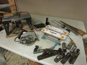 lot 221 image: CRAFTSMAN ROUTERSABRE SAW, SKILSAW CIRCULAR SAW, DUO-FAST ELECTRIC TACKER, TRIM PLANES, MORE
