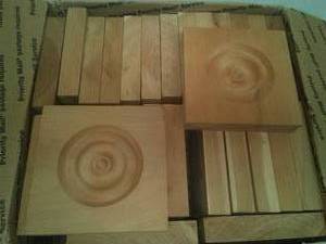 28 Corner Rosette�s - Wood 5x5.