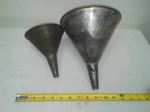 NPRY metal Vintage Funnels � 2.